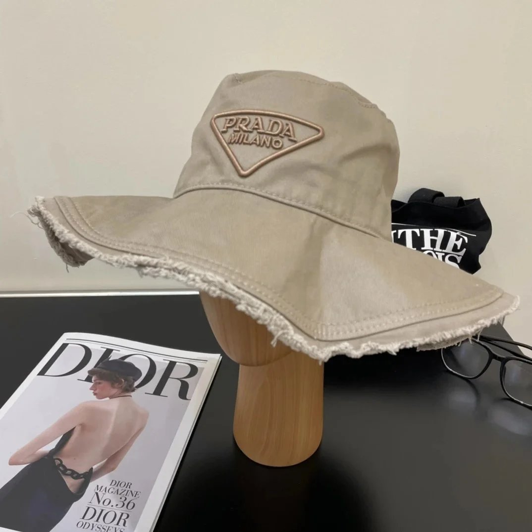 Prada Logo-Embellished Distressed White Bucket Hat - 41