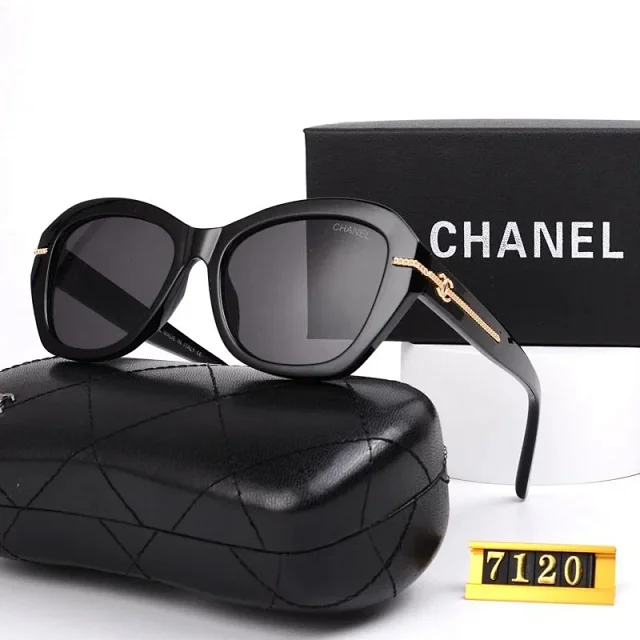 Chanel Eyewear Oversized square-frame sunglasses with chain-detail temples product detail image 20