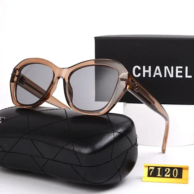 Chanel Eyewear Oversized square-frame sunglasses with chain-detail temples product detail image 23