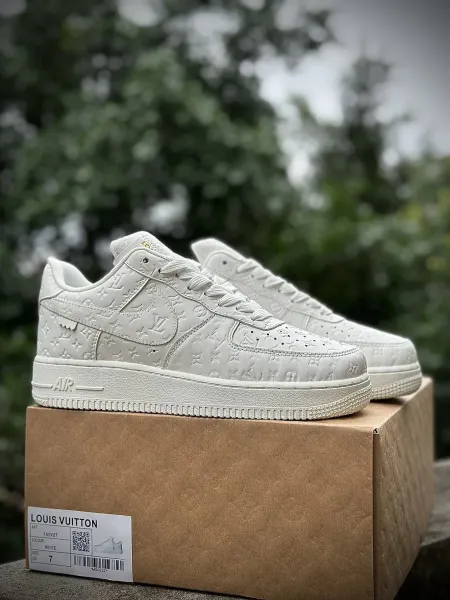 Louis Vuitton x Nike Air Force 1 Orange Monogram Sneakers - 23
