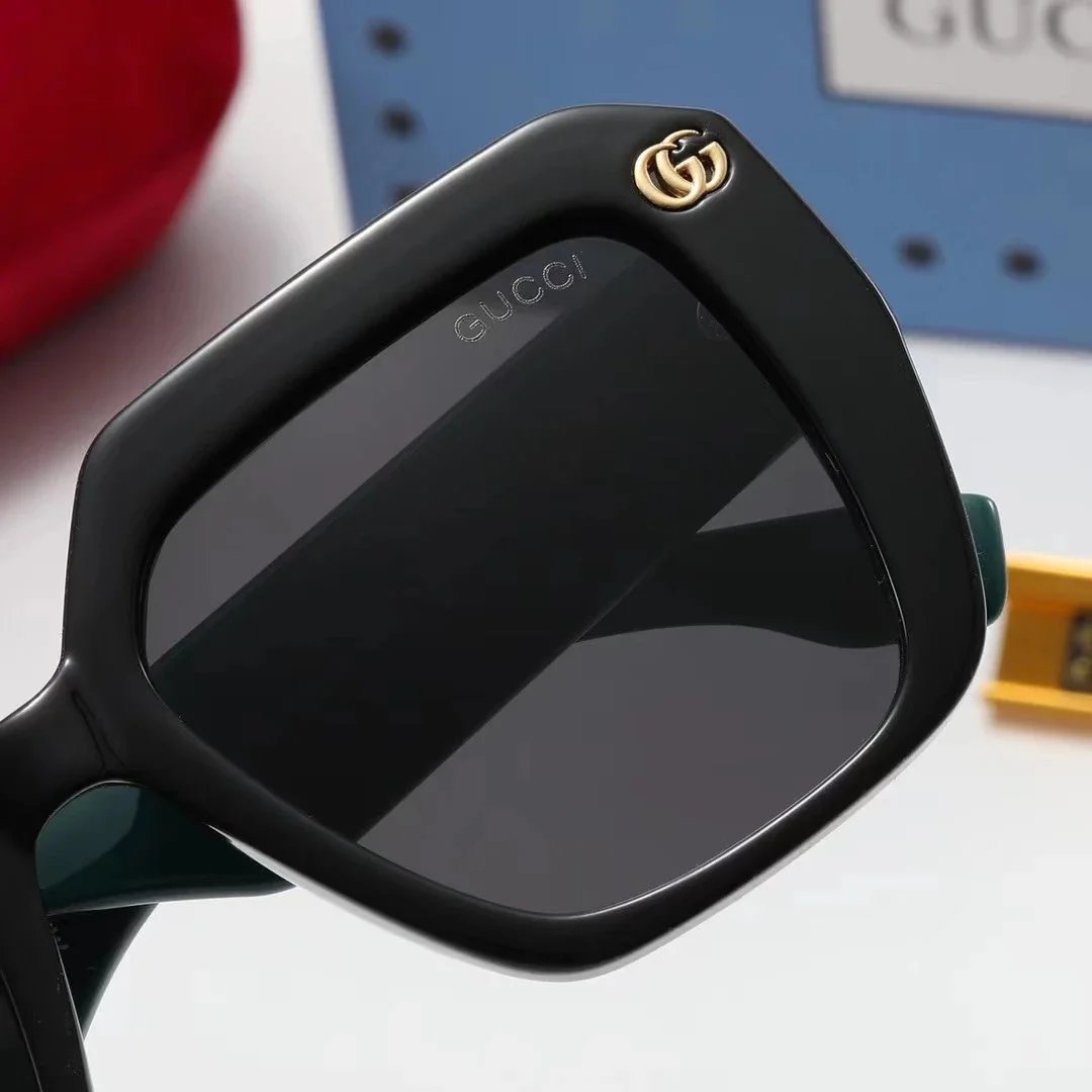 Gucci GG Marmont Oversized Square Sunglasses Black - 5