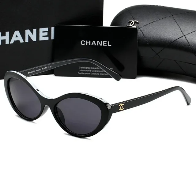 Chanel Eyewear Oversized Square Logo-Temple Frames product detail image 8