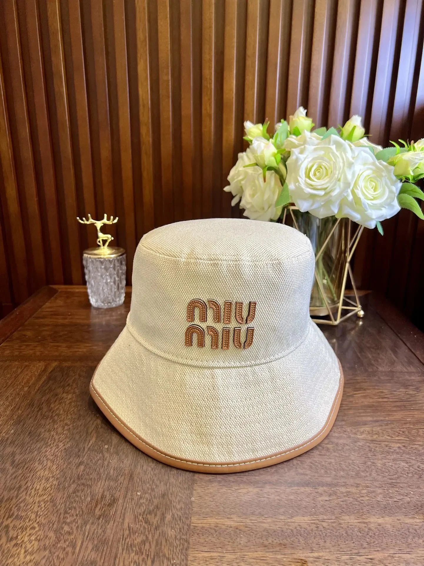 Prada Logo-Embellished Distressed White Bucket Hat - 6