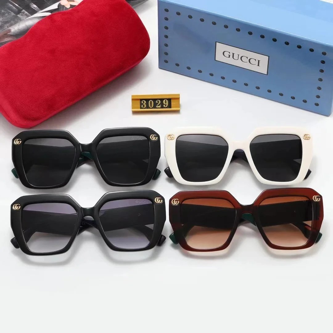 Gucci GG Marmont Oversized Square Sunglasses Black - 2