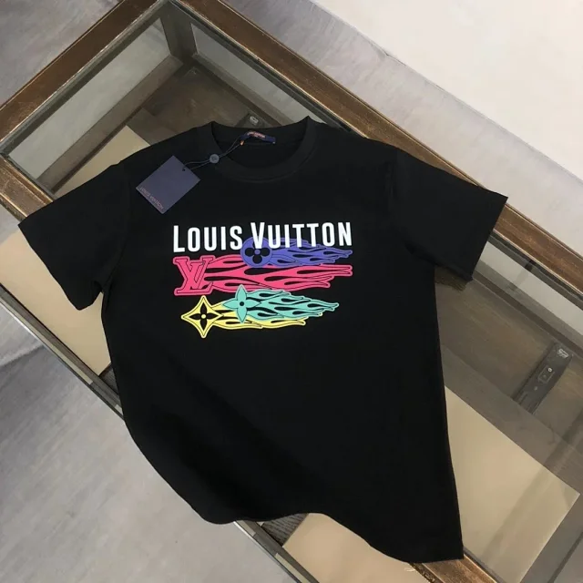 Louis Vuitton T-Shirts Graphic Logo product detail image 55