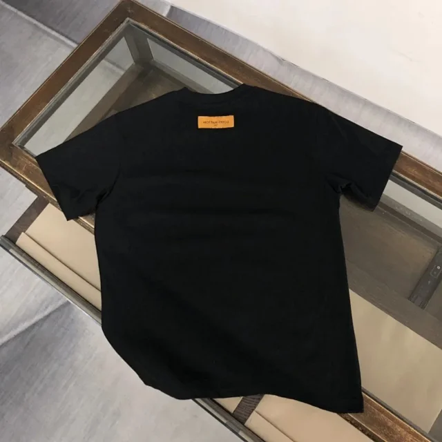 Louis Vuitton T-Shirts Graphic Logo product detail image 86