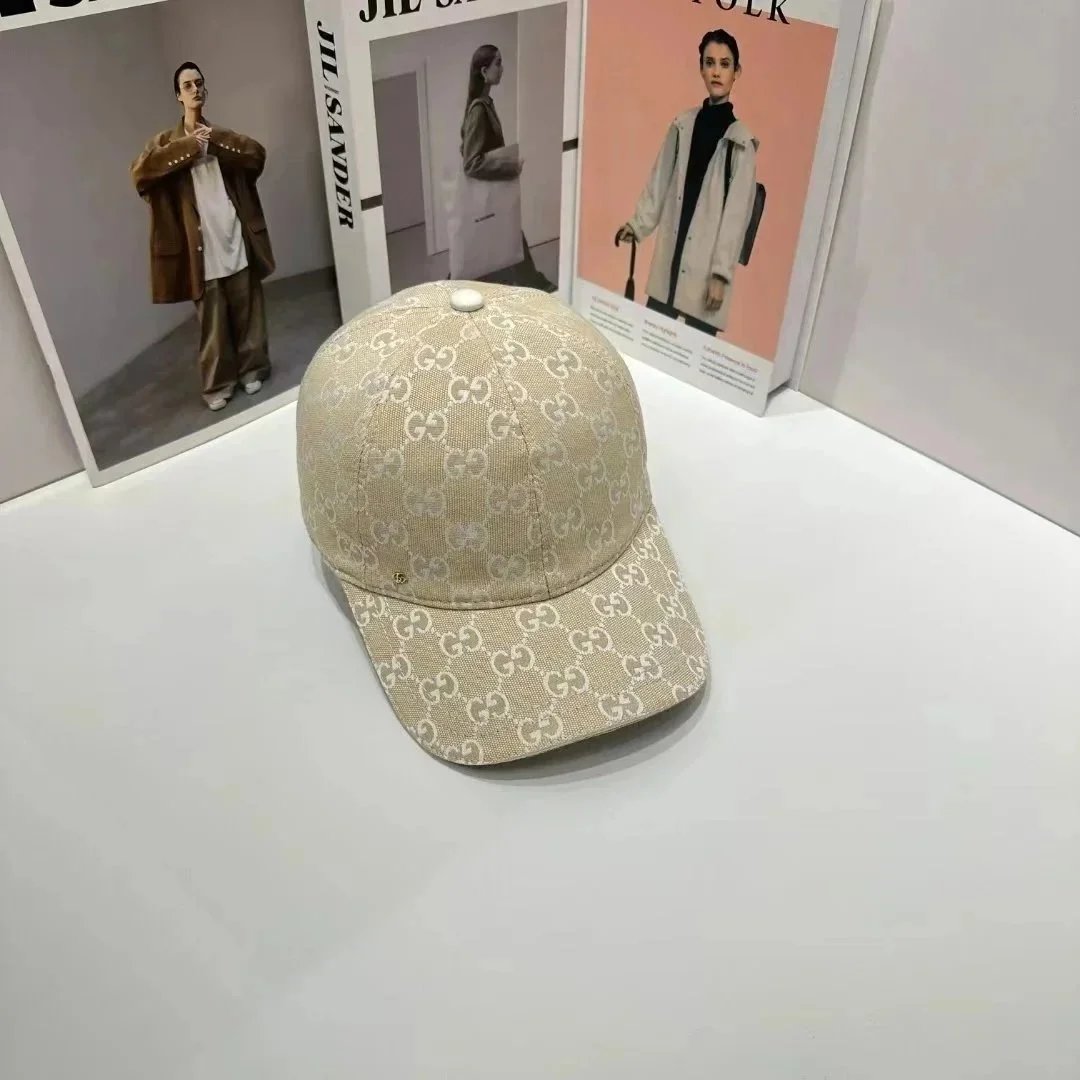Gucci Gucci GG Supreme Beige Cap Beige