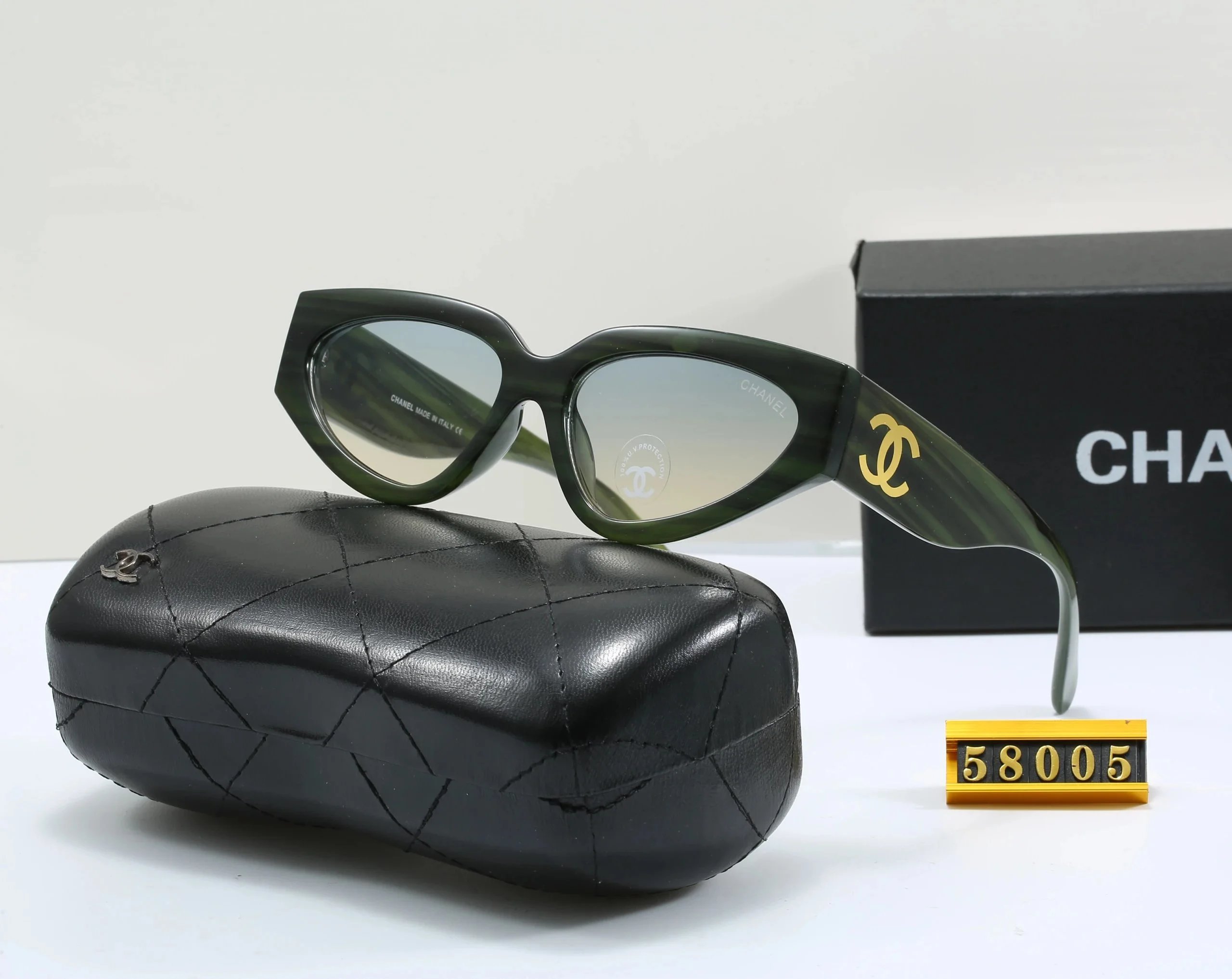 Chanel Cat-Eye Gradient Brown Sunglasses with Chain Detail - 11