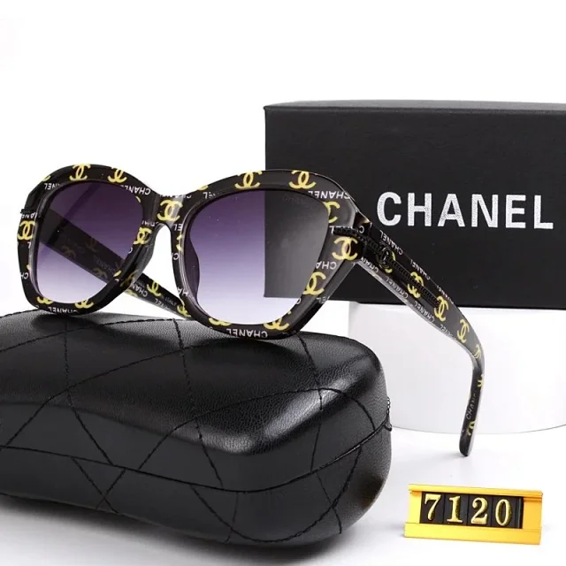Chanel Eyewear Oversized square-frame sunglasses with chain-detail temples product detail image 25