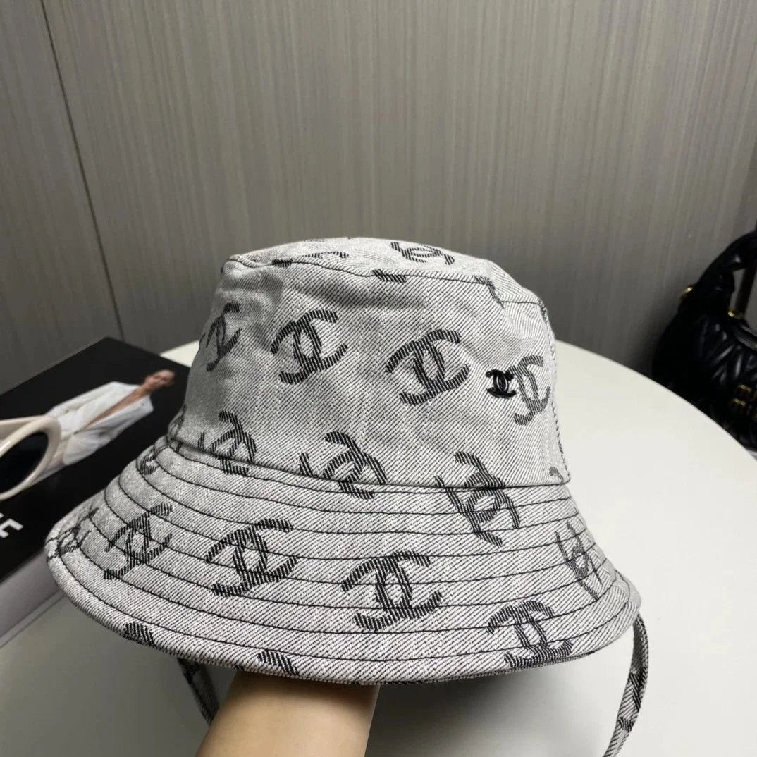 Prada Logo-Embellished Distressed White Bucket Hat - 17