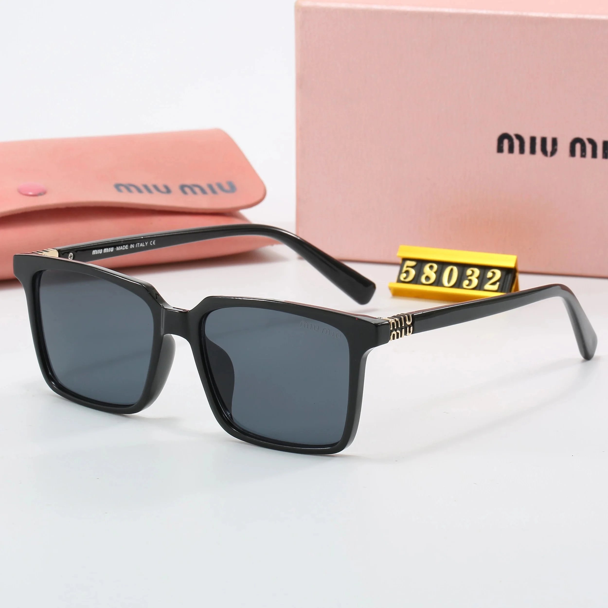 Miu Eyewear Oversized rimless shield sunglasses with gold logo temples — 23
