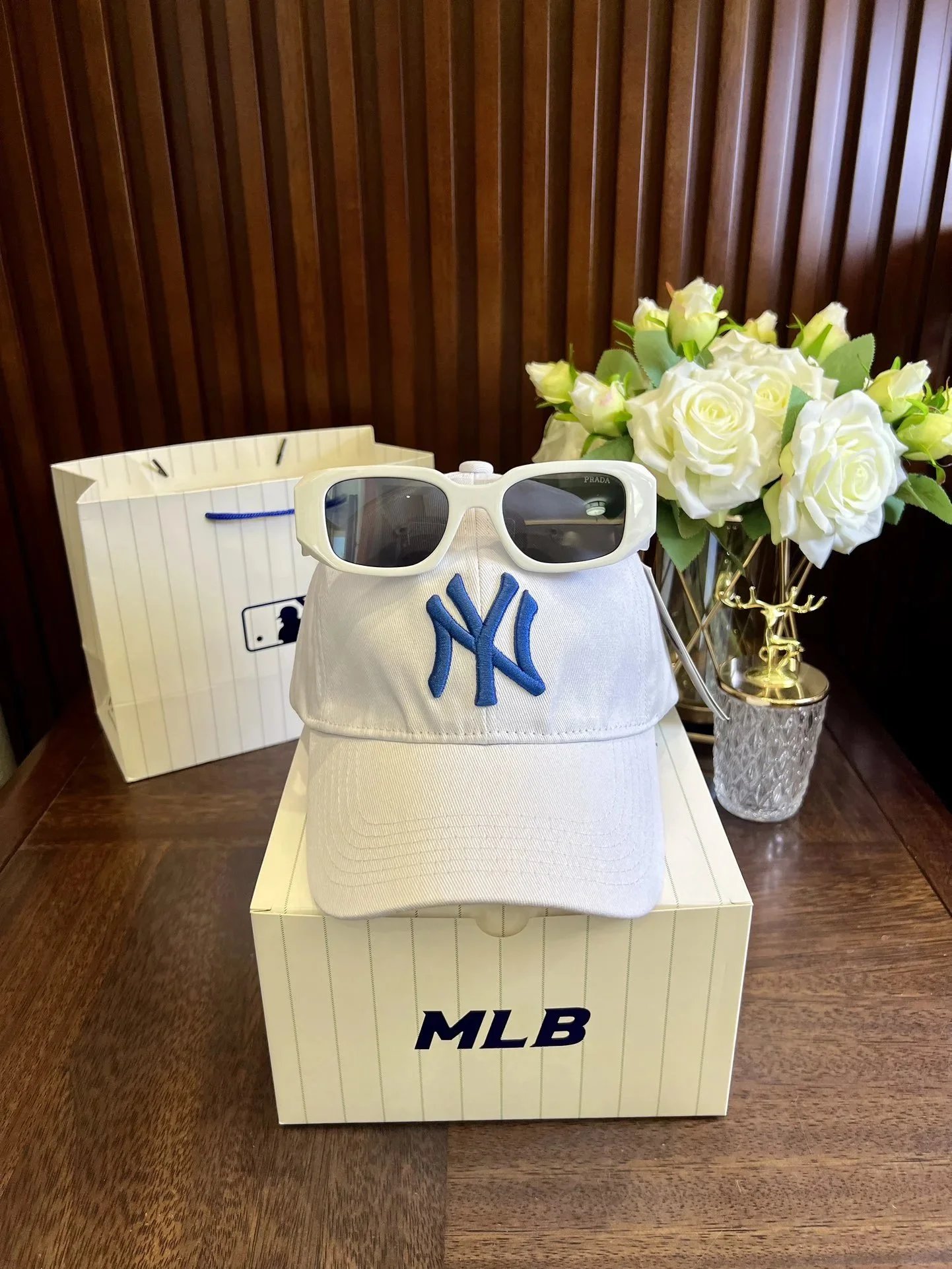 Celine Triomphe Logo Baseball Cap Beige with Sunglasses - 26