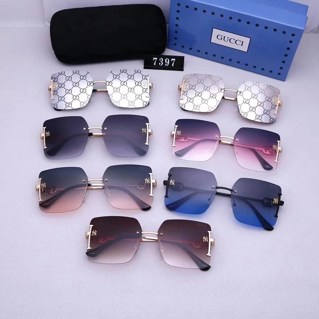 Gucci Aviator-Style Gradient Sunglasses Gold Frame - 2