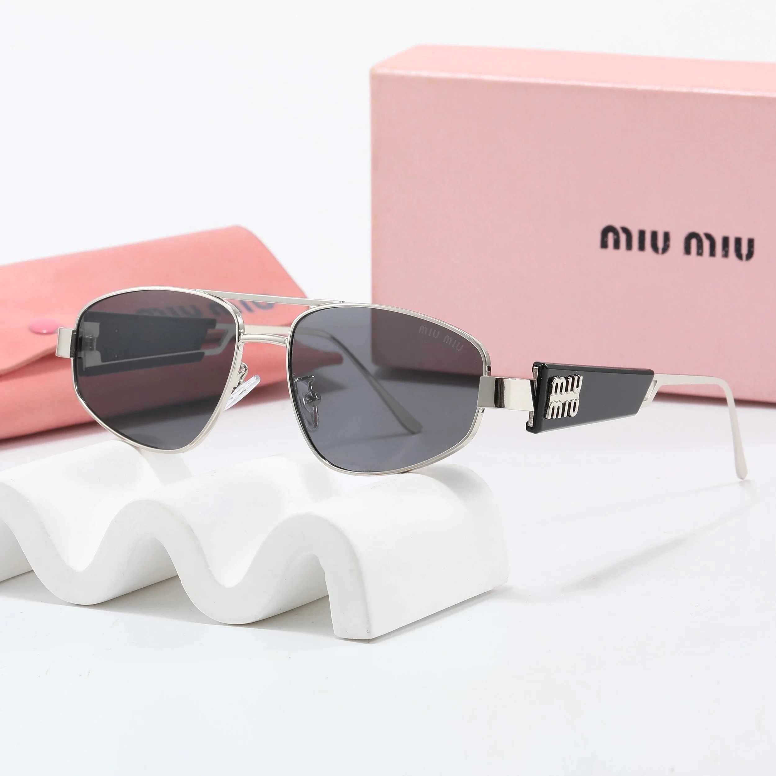 Miu Miu Round Rimless Sunglasses Tortoiseshell Gold Brown Gradient - 8
