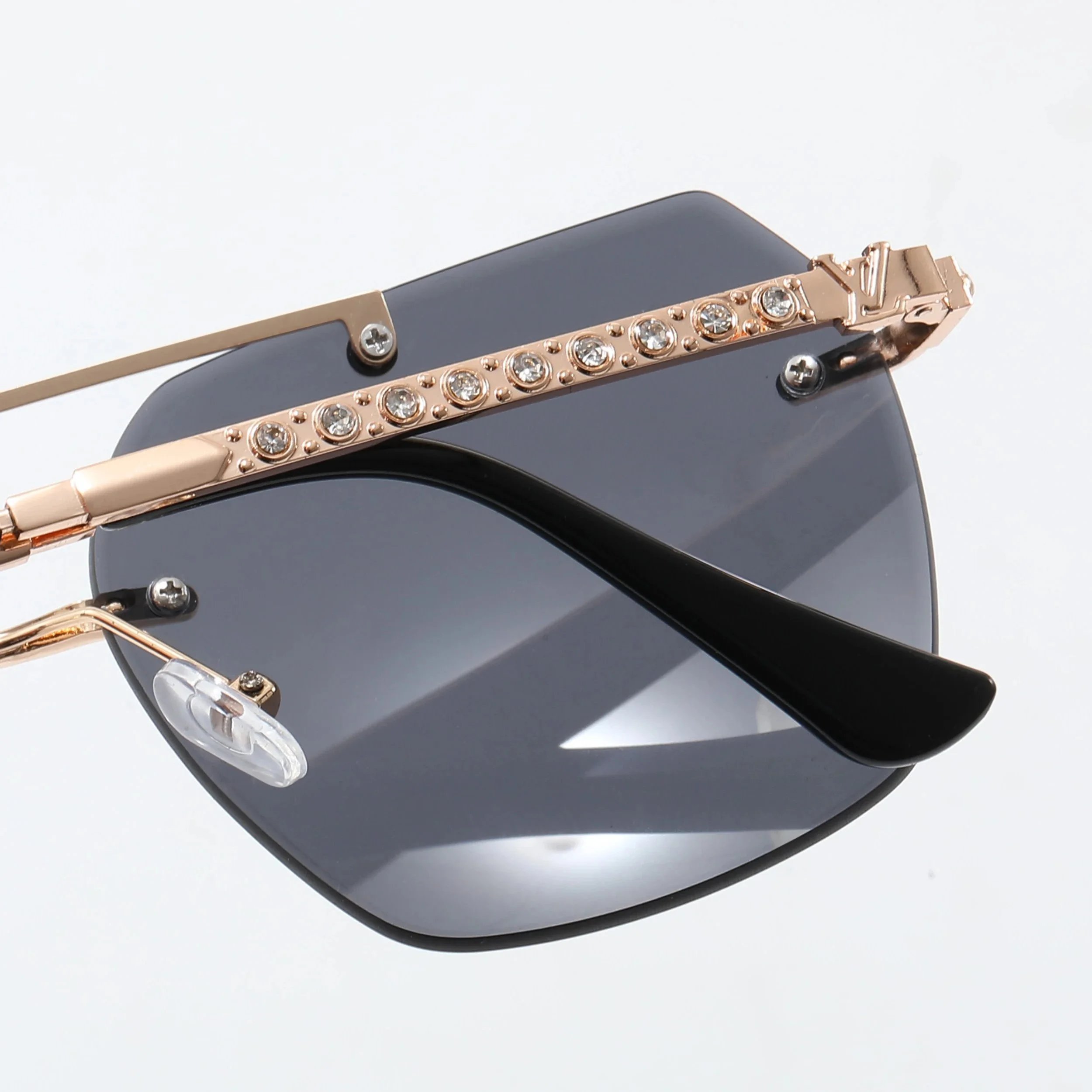 Louis Vuitton Monogram Shield Sunglasses White - 3
