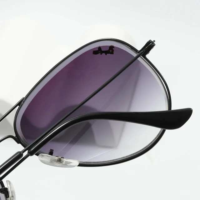 Ray-Ban Eyewear Round Metal Double-Bridge Sunglasses with Shield Accents product detail image 3