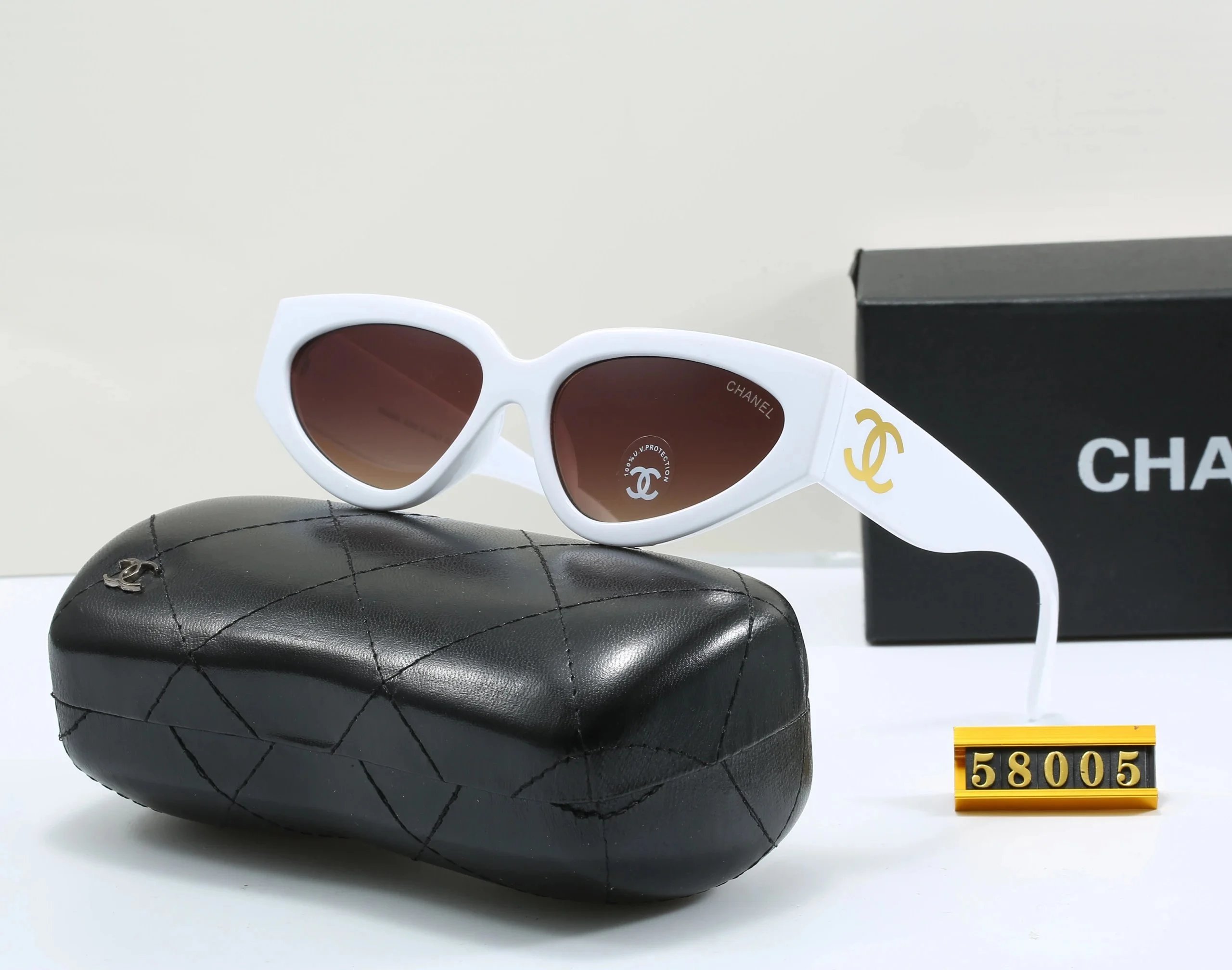 Chanel Cat-Eye Gradient Brown Sunglasses with Chain Detail - 8