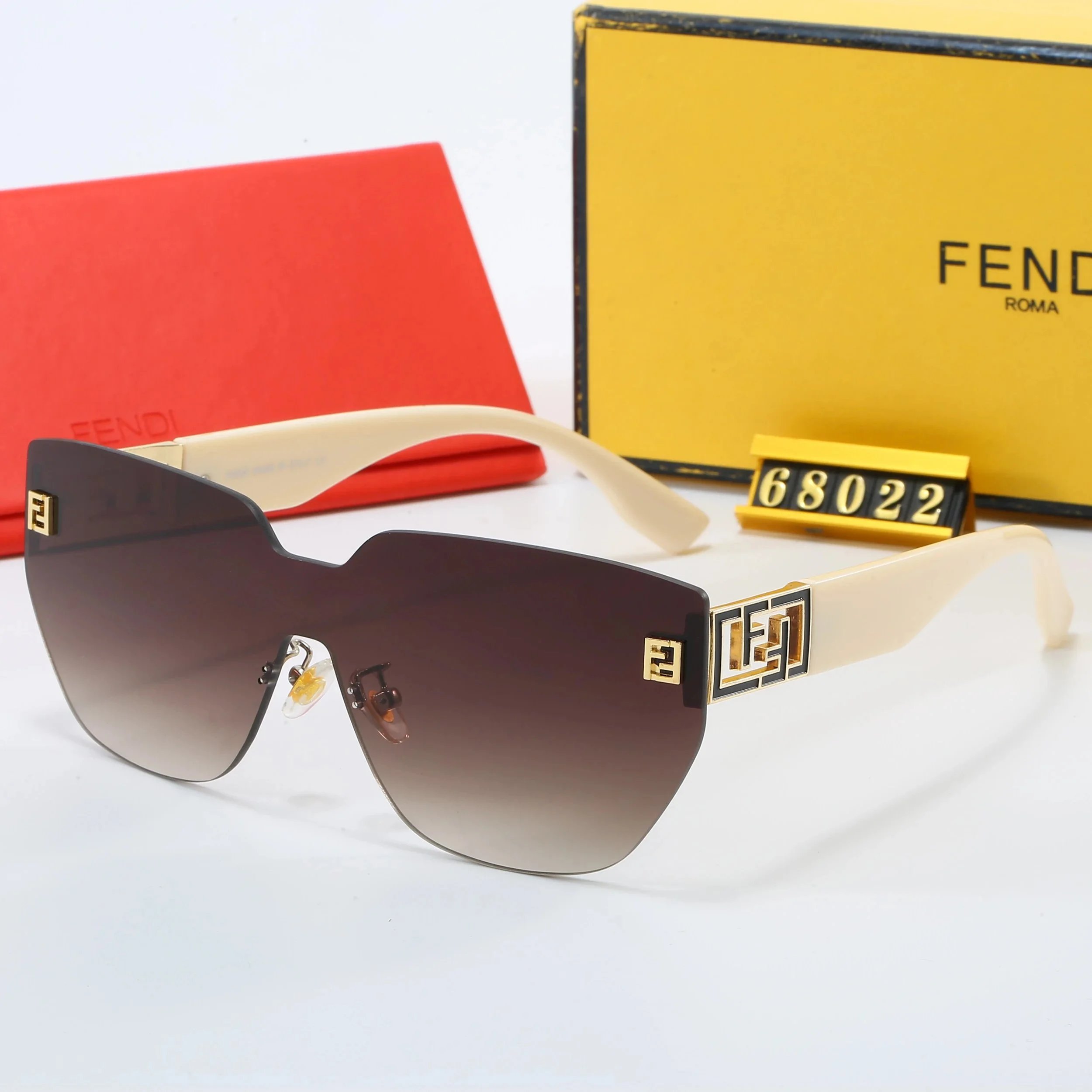 Fendi Eyewear Oversized square-frame sunglasses with gold logo temples — 13