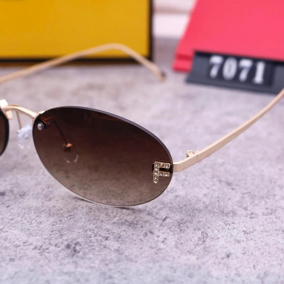 Fendi Square Frame Yellow Lens Sunglasses - 5