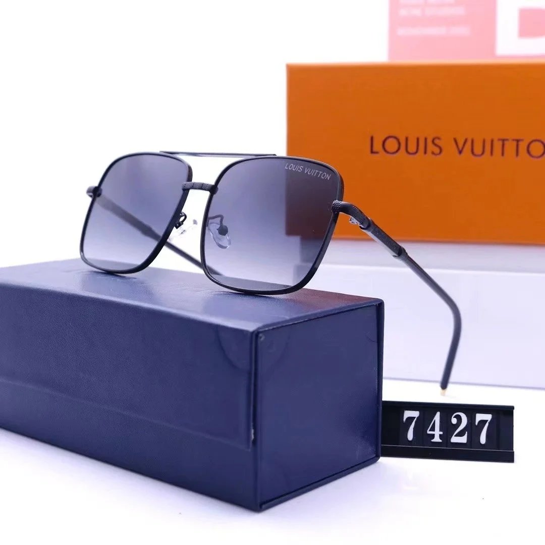 Louis Vuitton Square Aviator Sunglasses Gradient Brown Gold Frame - 9