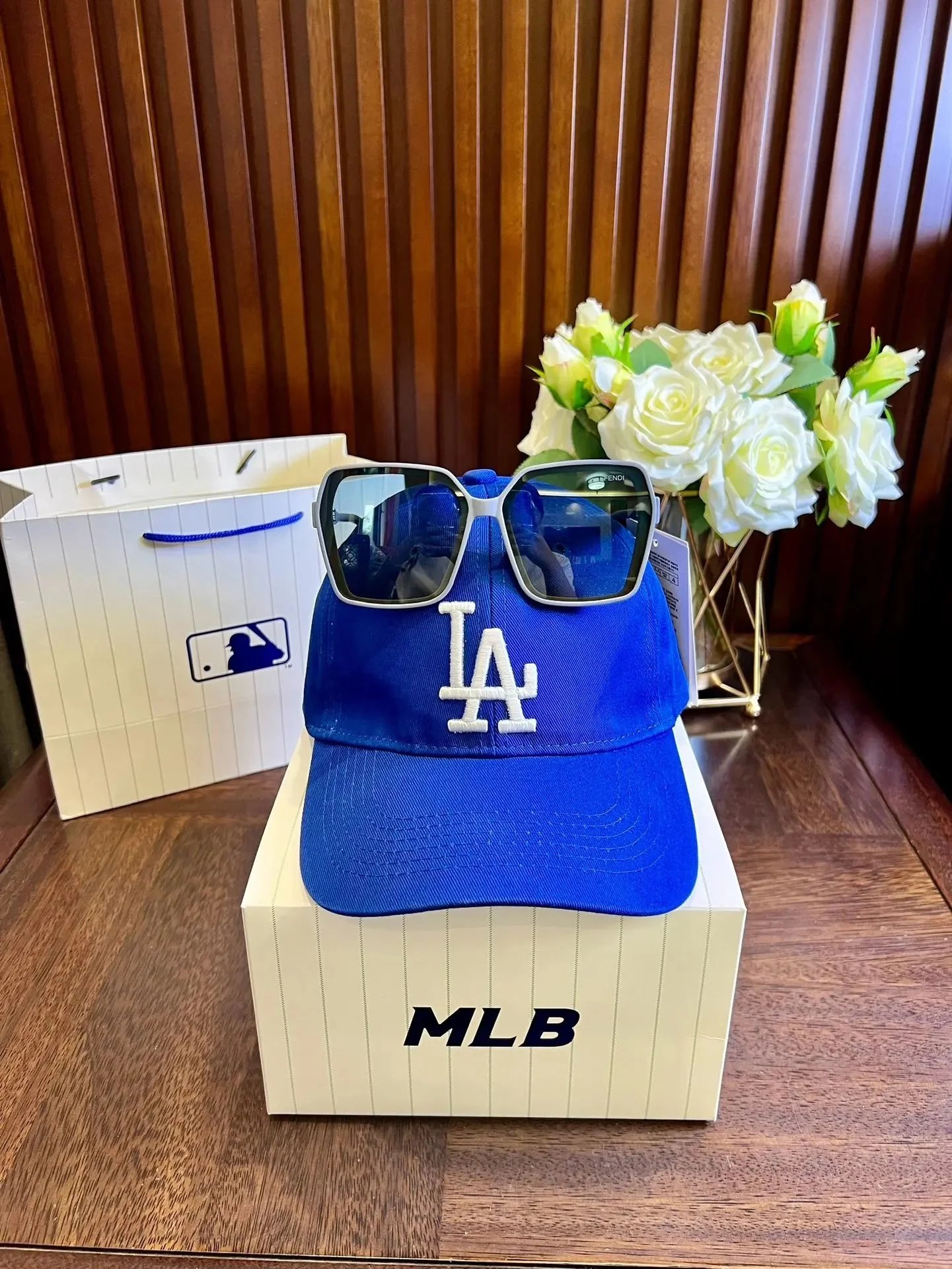 Celine Triomphe Logo Baseball Cap Beige with Sunglasses - 15