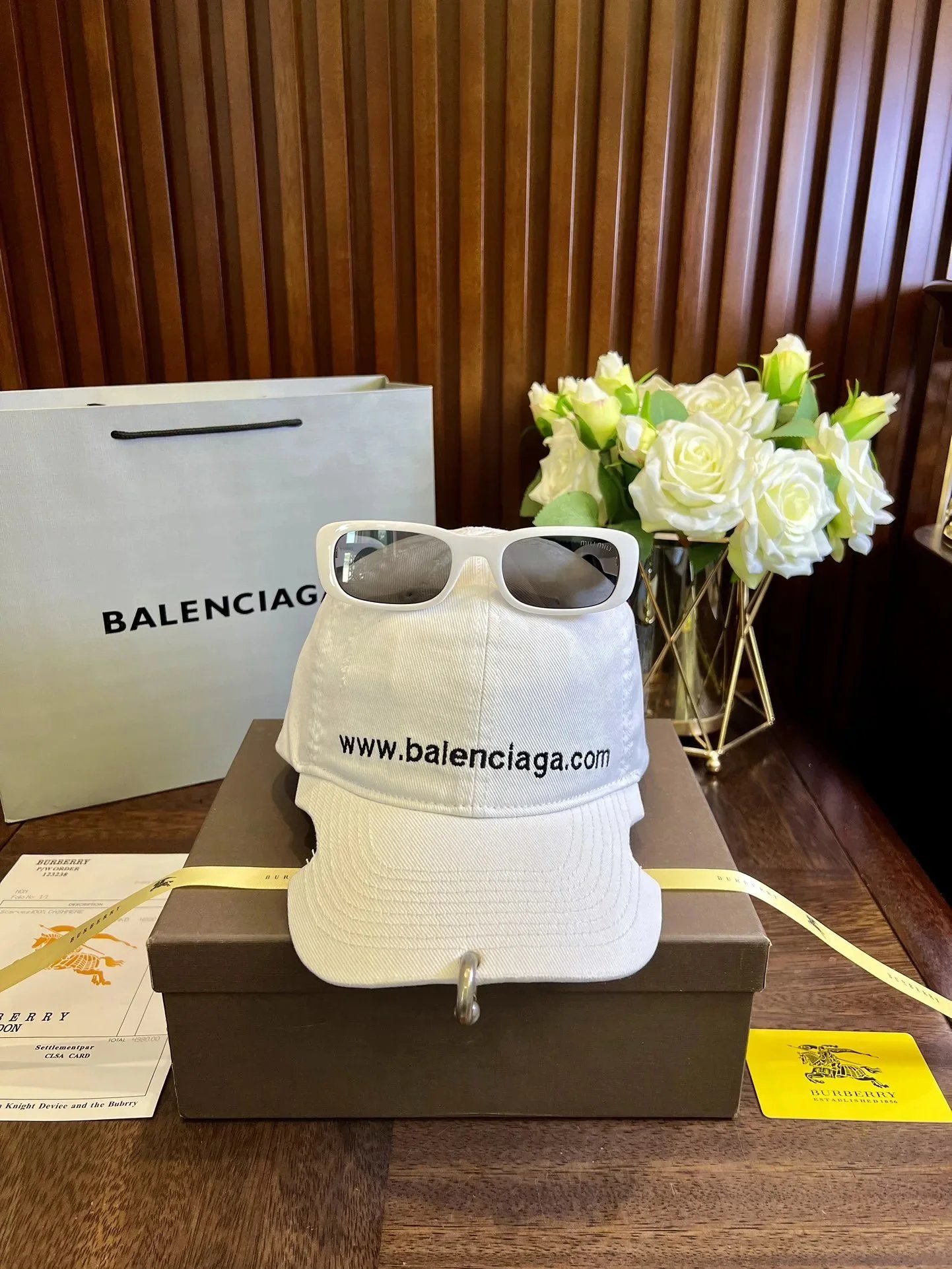 Celine Triomphe Logo Baseball Cap Beige with Sunglasses - 12
