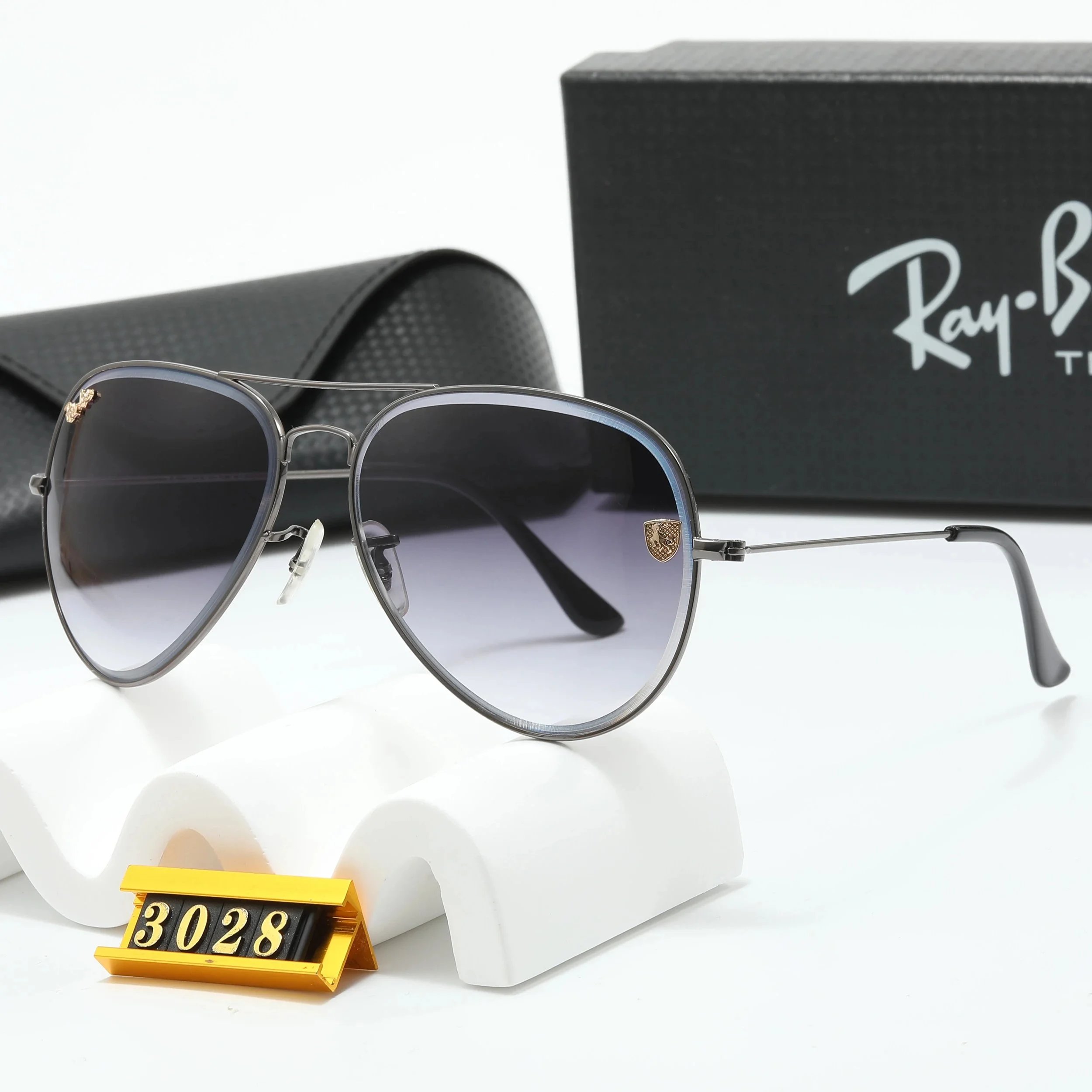 Ray-Ban Aviator Gradient Pink-Gold Sunglasses - 10