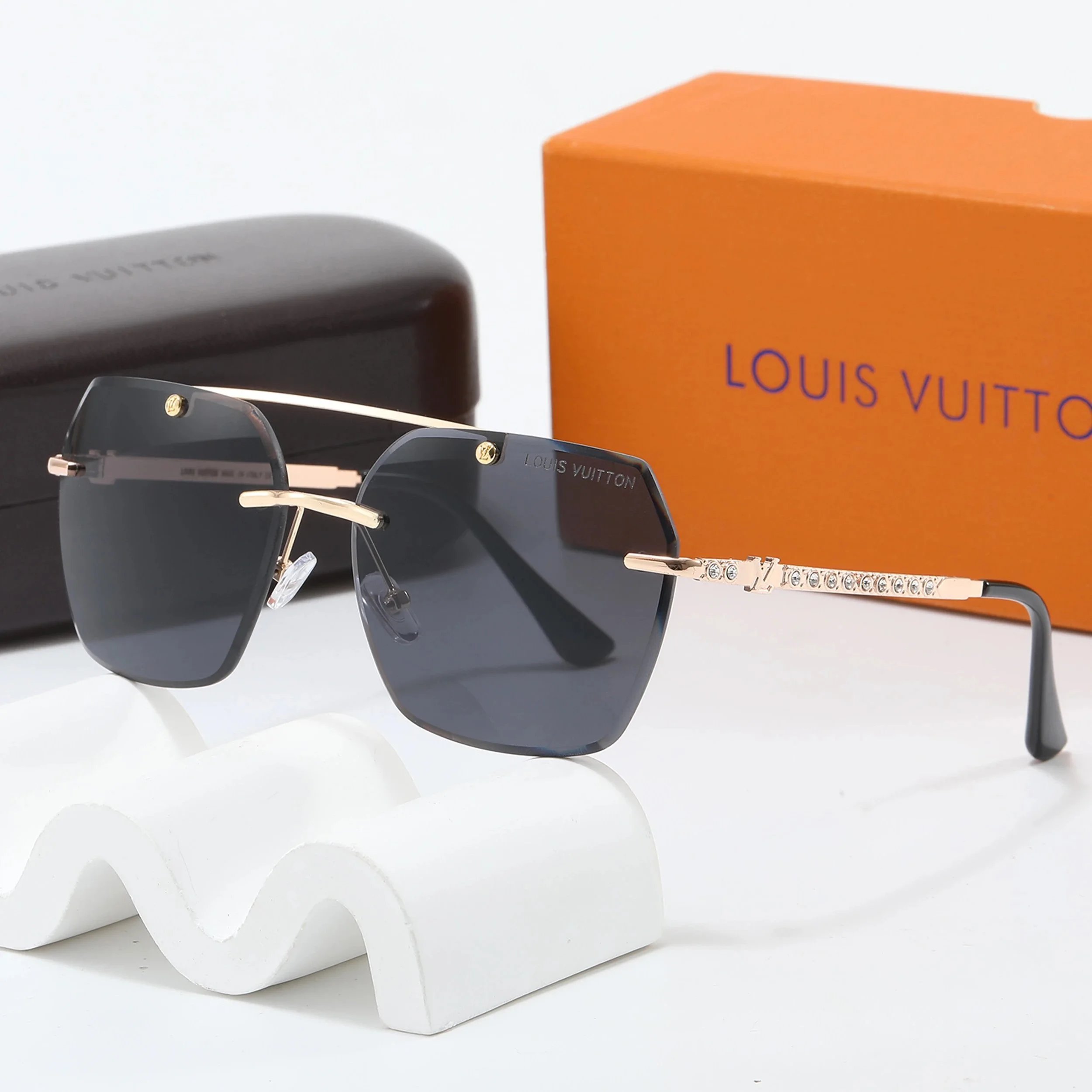 Louis Vuitton Monogram Shield Sunglasses White - 7