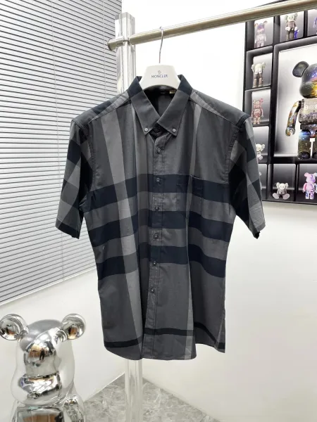 Moncler Checkered Short-Sleeve Shirt Gray - 1