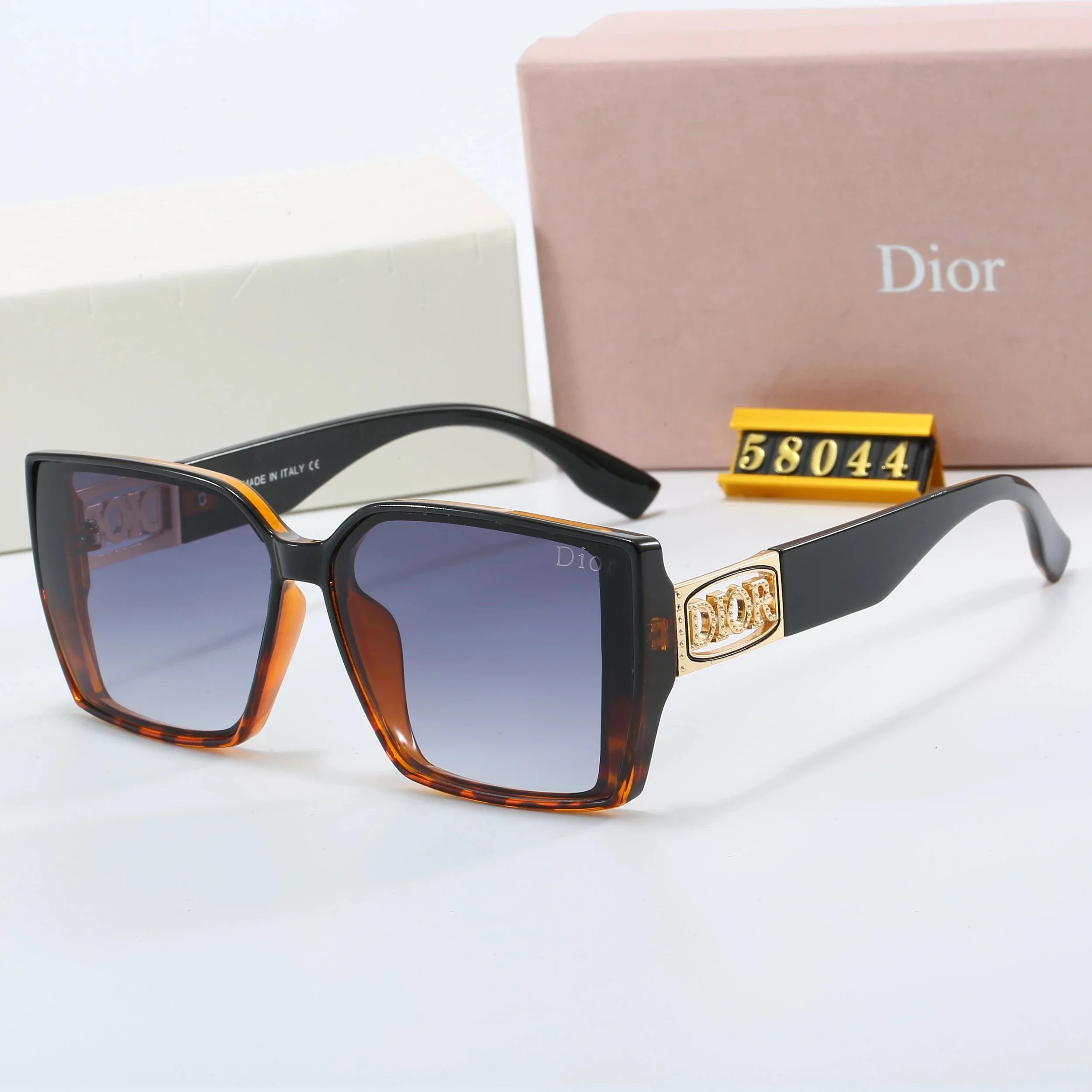 Dior Eyewear Cat-eye frames with CD temple logo — 19