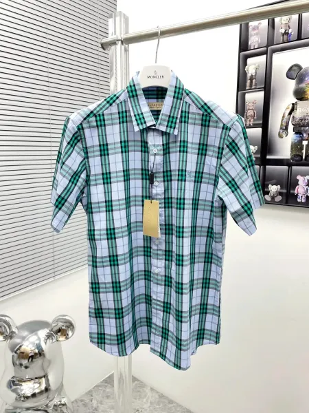 Burberry Classic Check Short-Sleeve Shirt Green and White - 1