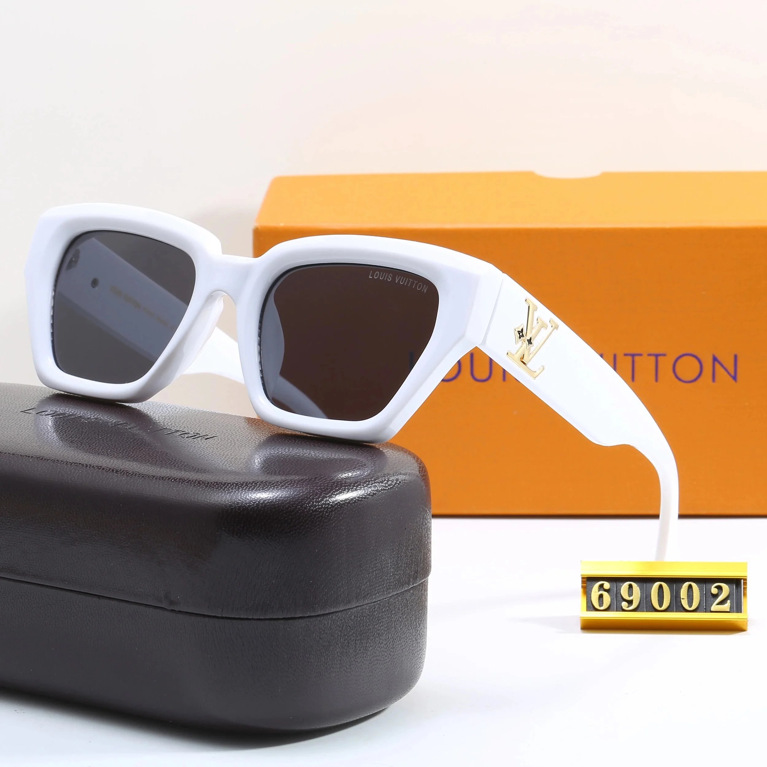 Louis Vuitton Shield Sunglasses Gradient Purple Gold Frame - 10