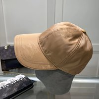 Burberry cap — seller photo 4