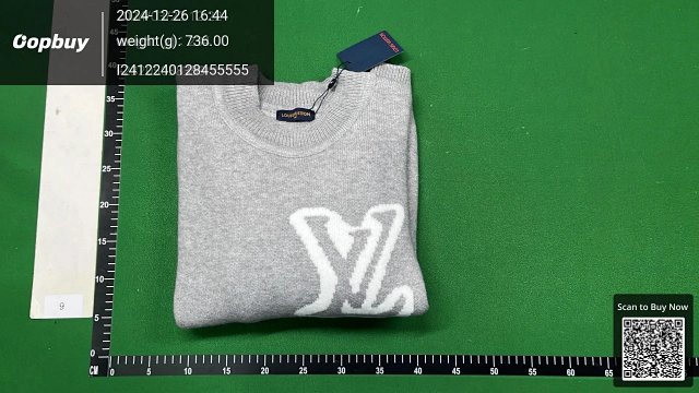 LV Sweater: seller detail photo 12