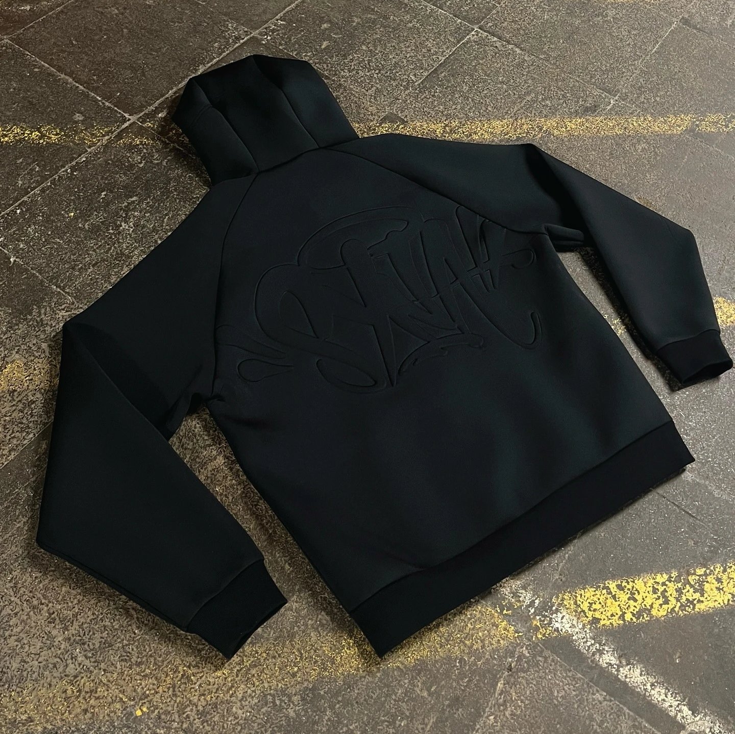 SYNA World Arch Logo Hoodie and Sweatpants Set Black with Neon Green - 12