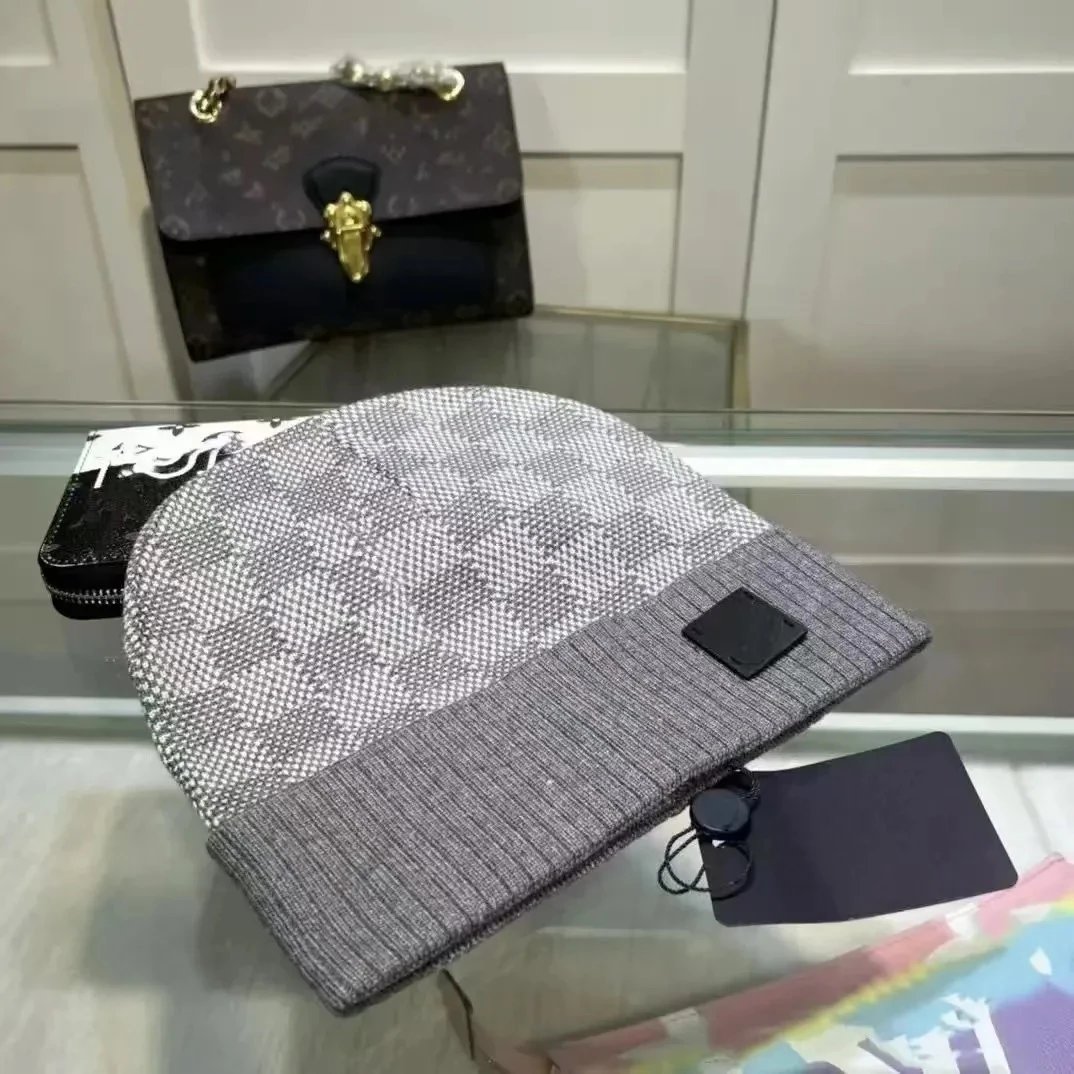LV scarf & Beanie