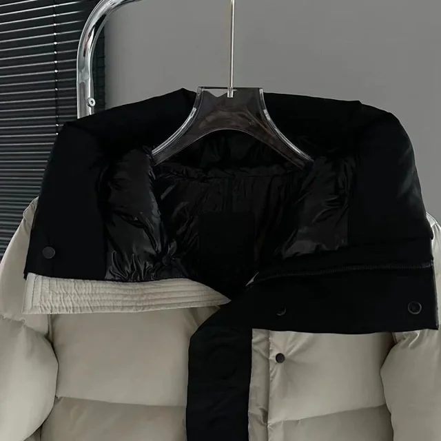 Moncler Down Jackets Hooded quilted puffer jacket product detail image 11