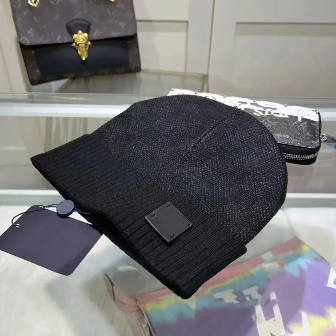 LV scarf & Beanie