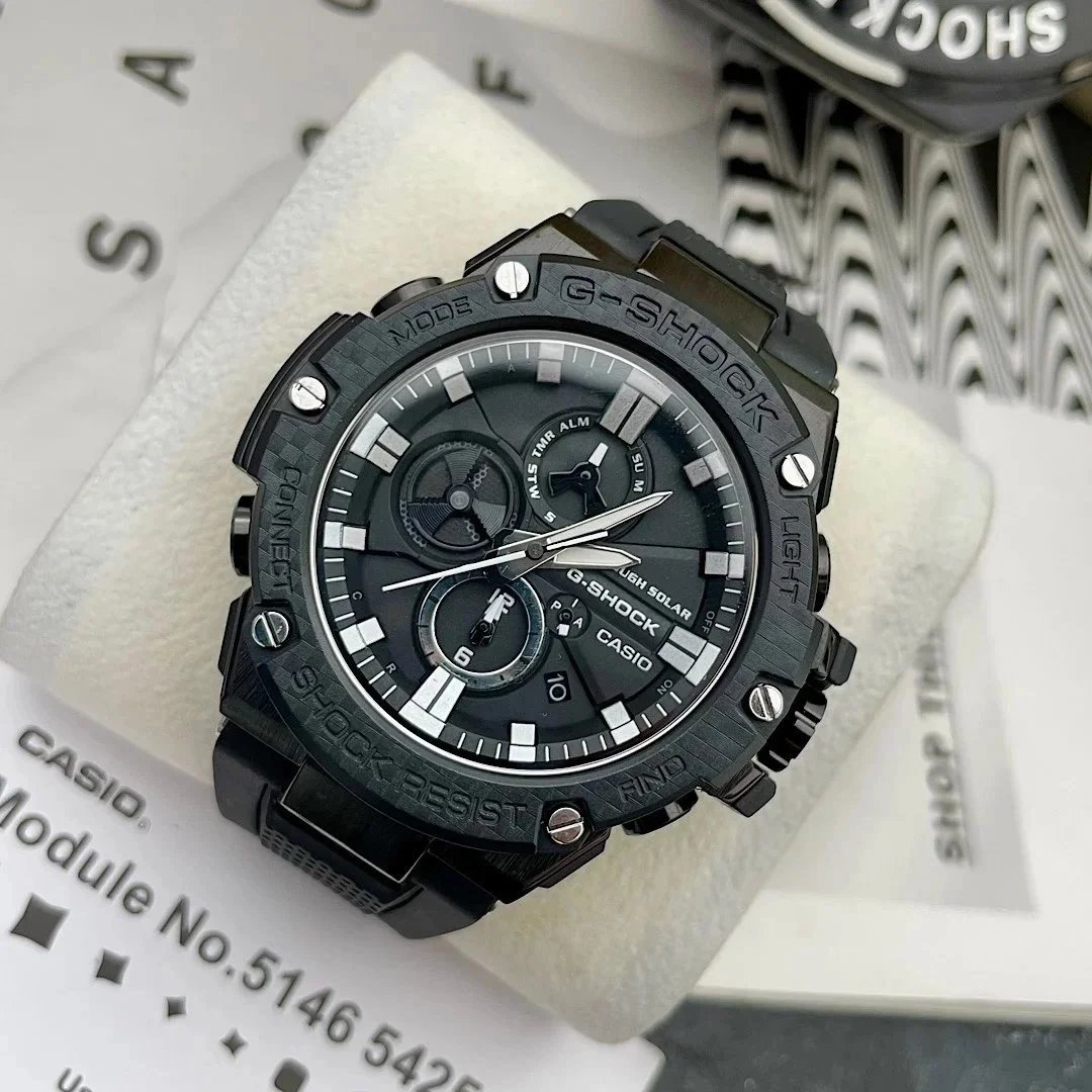 Casio Watches G-Shock analog multi-dial watch with date display image 4