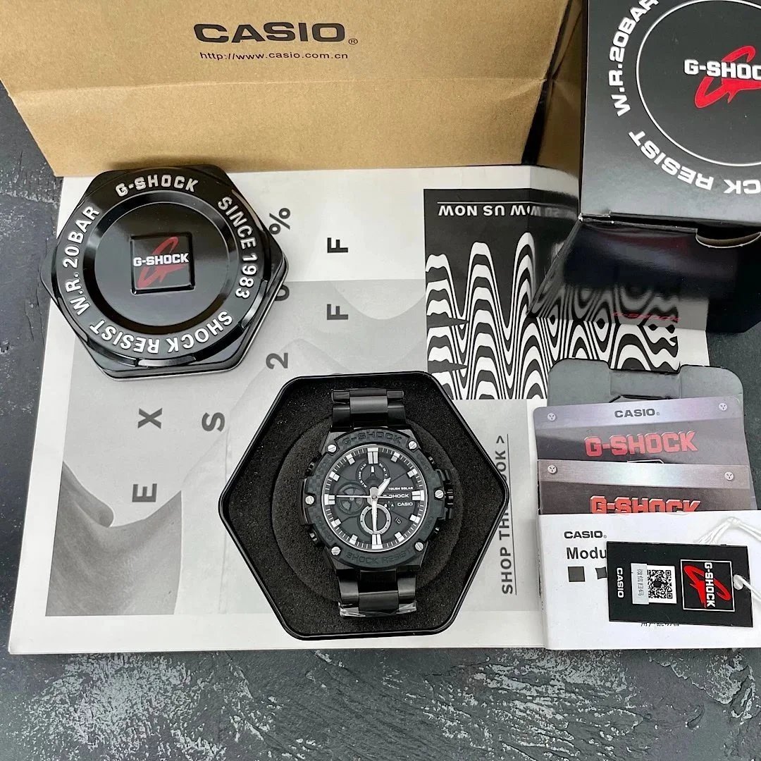 Casio Watches G-Shock analog multi-dial watch with date display image 5