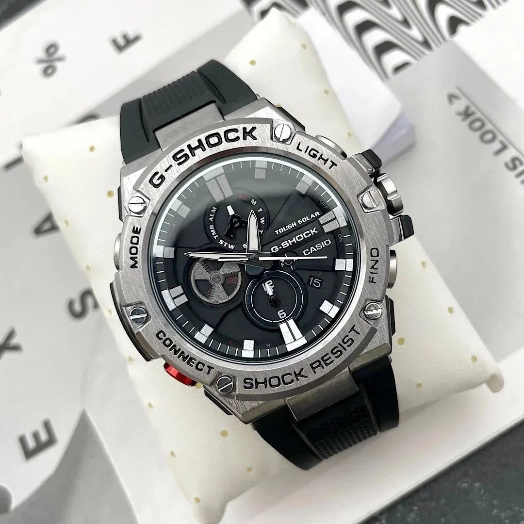 Casio Watches G-Shock analog multi-dial watch with date display image 3