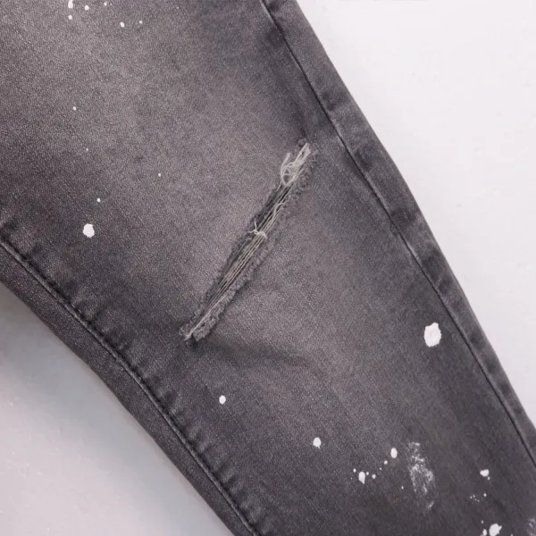 Purpul Brand Paint-Splatter Distressed Slim Fit Jeans - 18