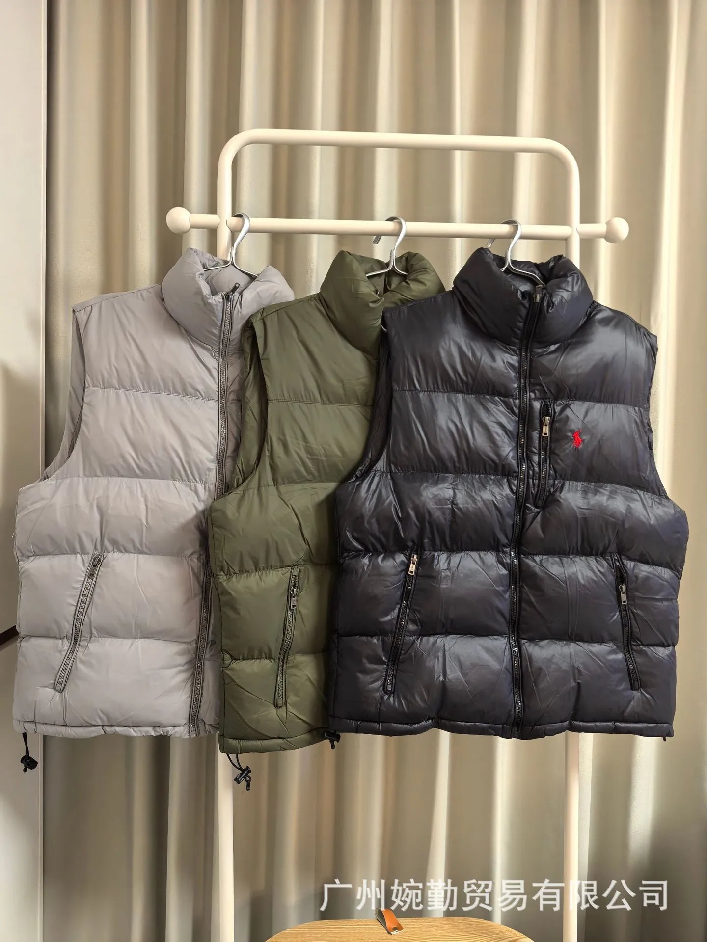 Stand Collar Padded Vest photo 6