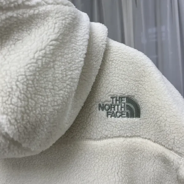 The North Face Denali 2 Fleece Hoodie Off-White Cream Outerwear - 27