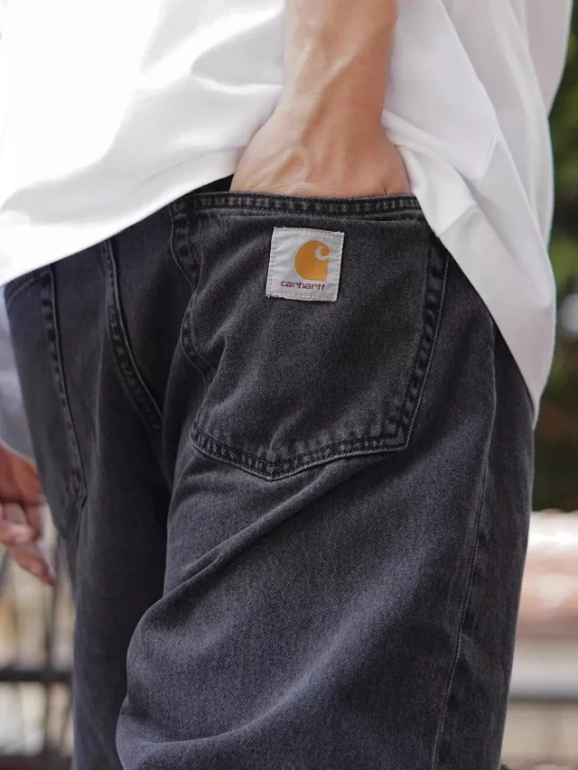 Carhartt Jeans Straight-Leg with Logo Back Pocket Patch product detail image 5