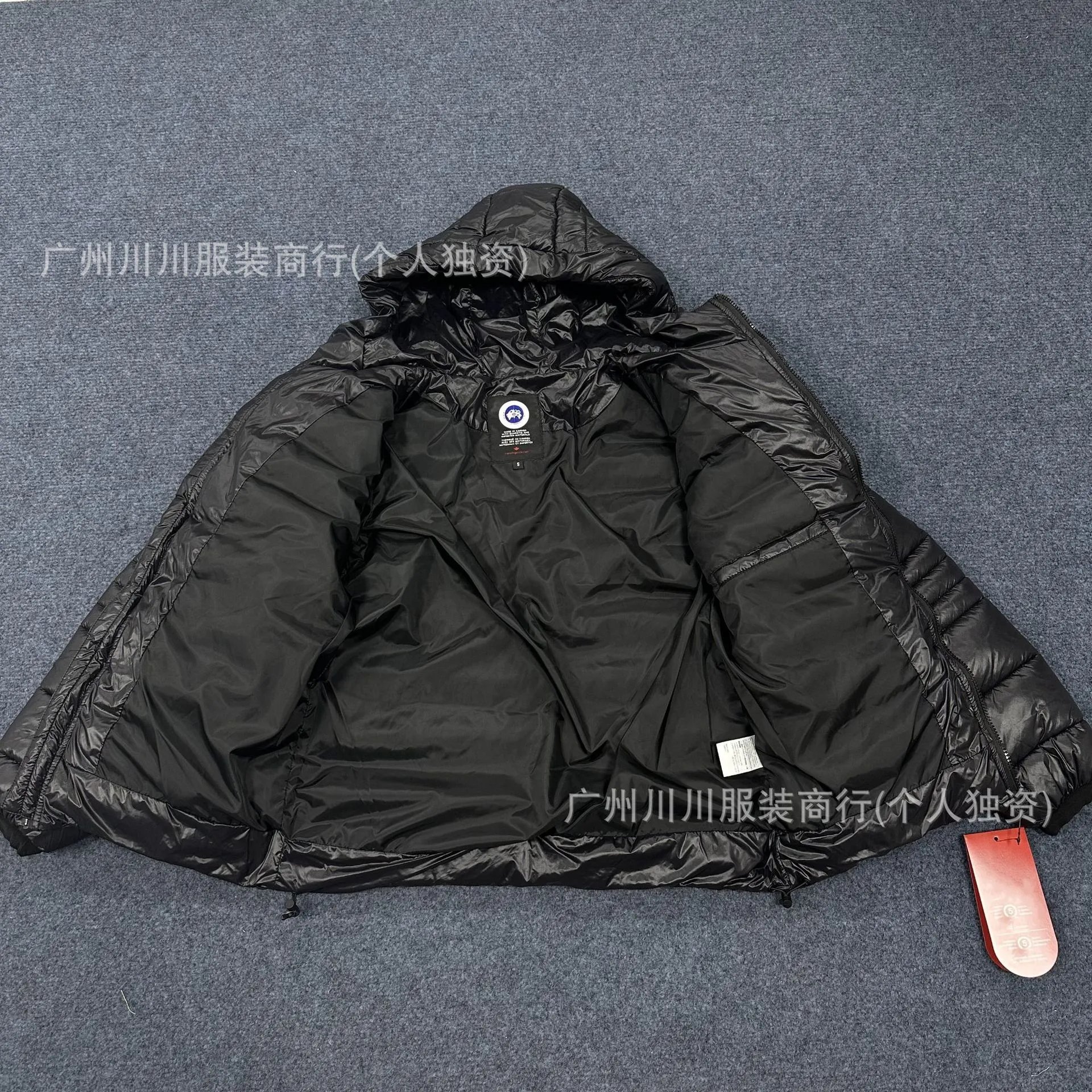 Glossy Puffer Jacket Couples photo 7