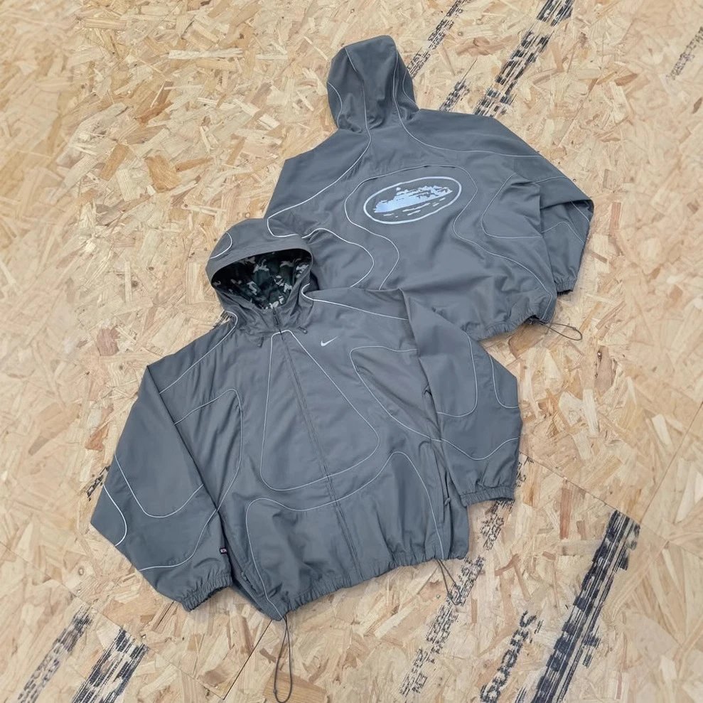 Nike ACG Windrunner Jacket - 000169