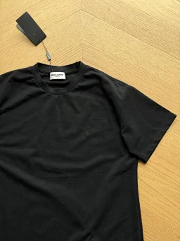 thumbnail for The classic embroidered piqué short-sleeved T-shirt is basic and versatile