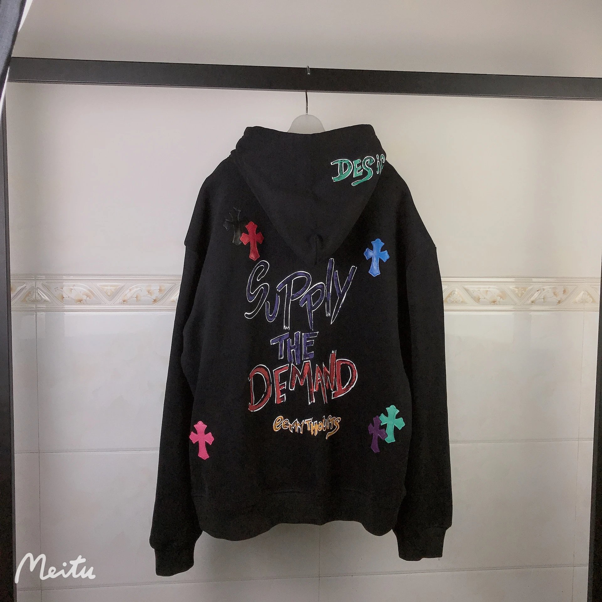 7010 Black