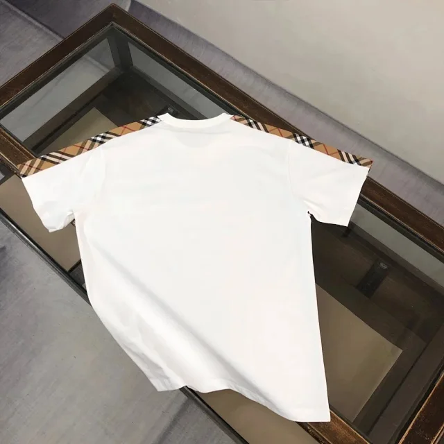 Burberry T-Shirts Short-Sleeve with Check Trim product detail image 4